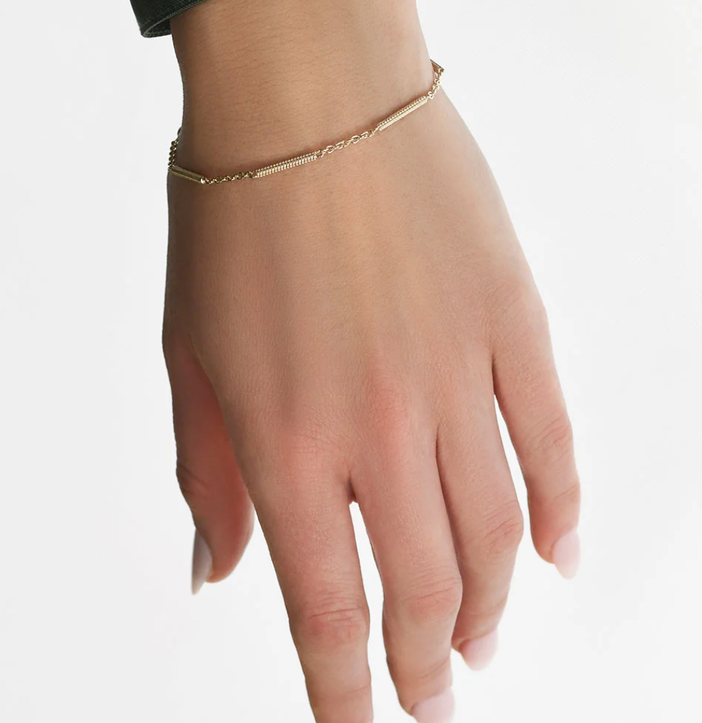 SEGMENTED HERRINGBONE BRACELET VON TRESKOW LUX