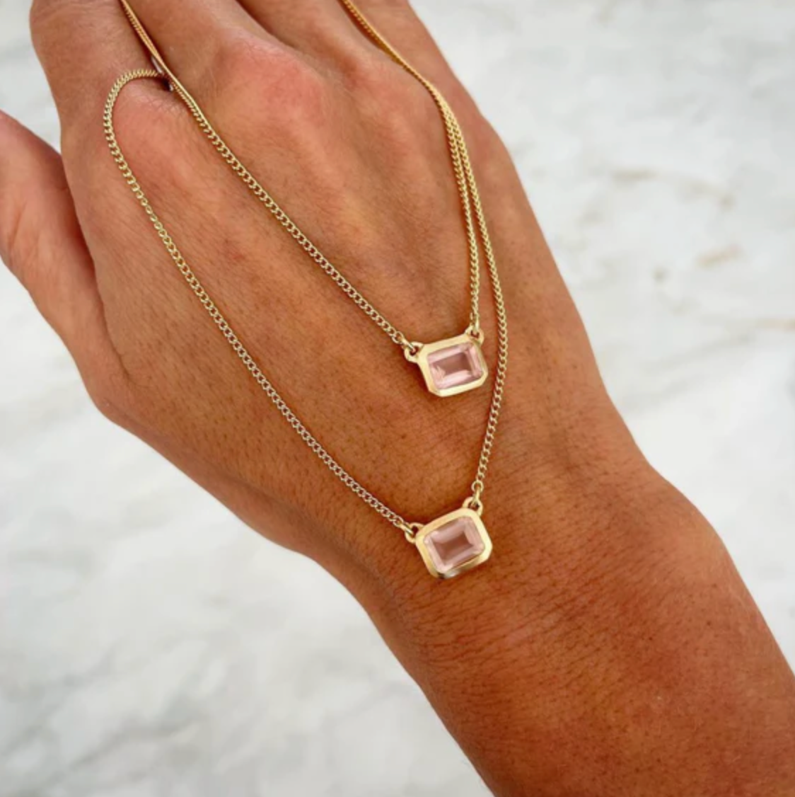 ROSE QUARTZ DECO NECKLACE