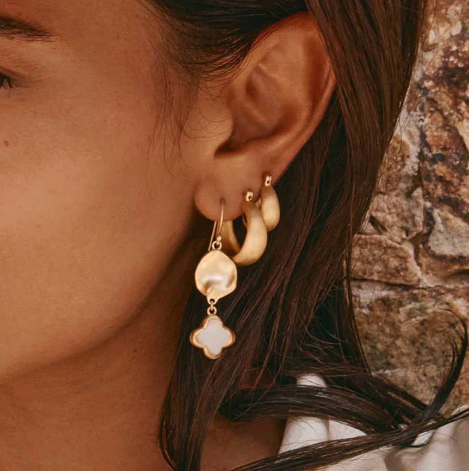 FLARED MAXI HOOPS