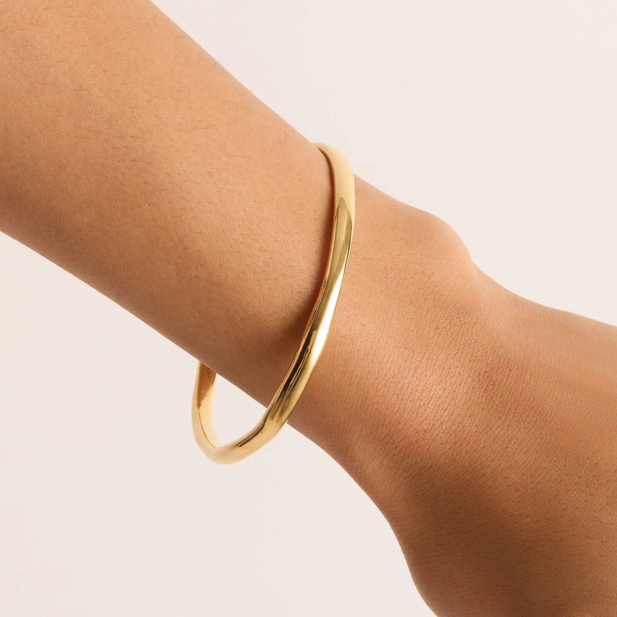 LOVER BANGLE GOLD