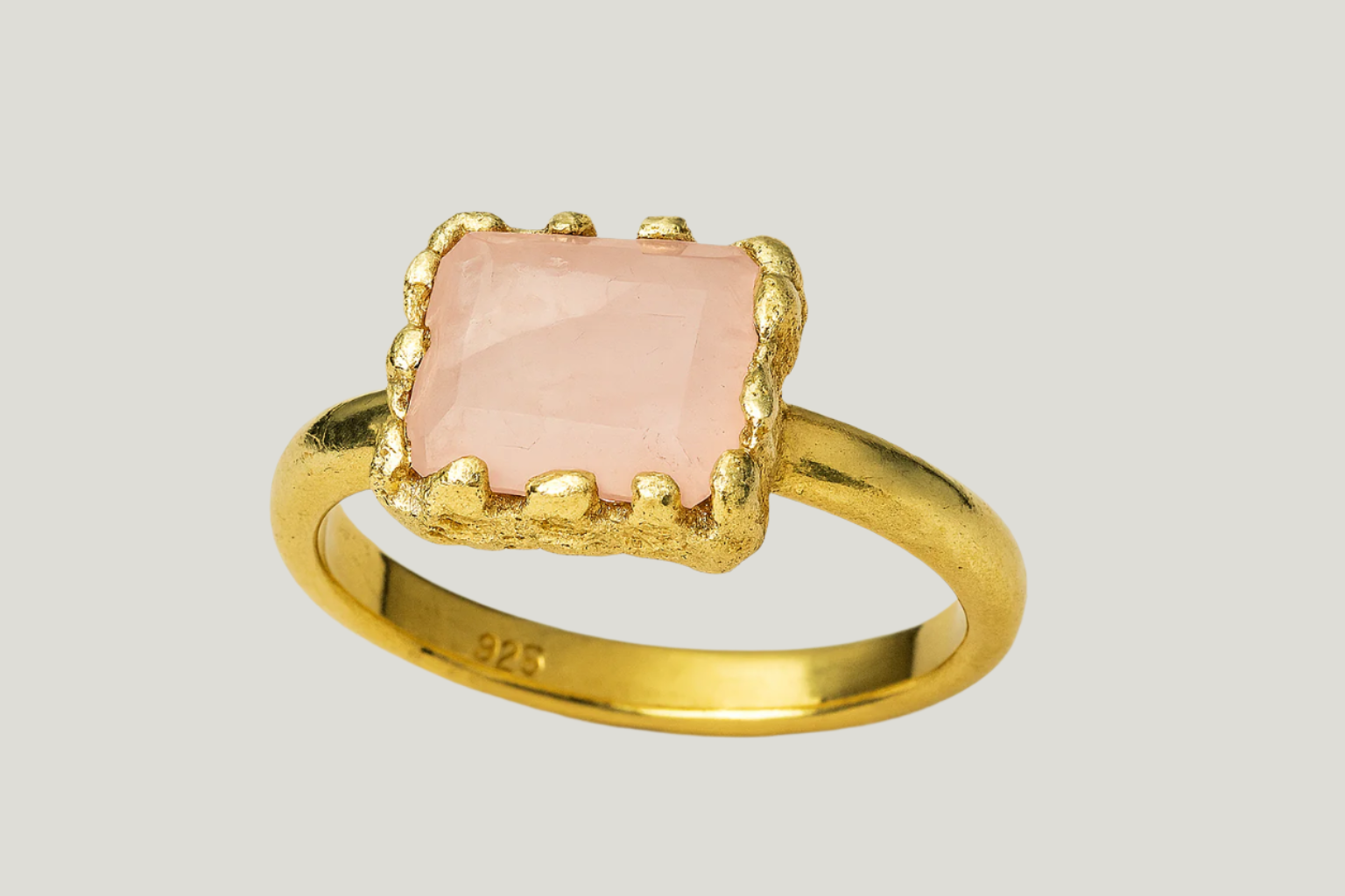 ROSE QUARTZ COCKTAIL RING