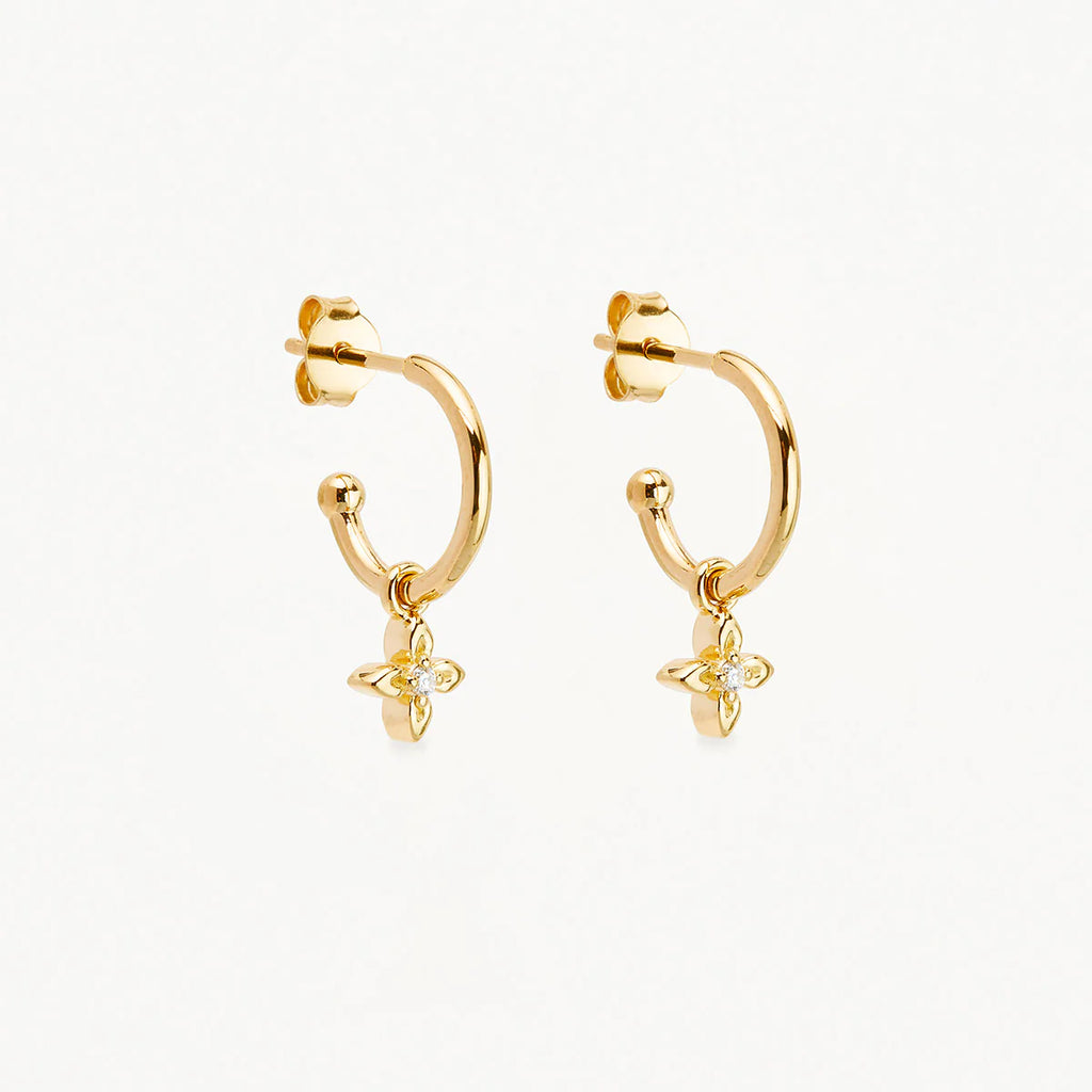 LIVE IN LIGHT HOOPS - GOLD