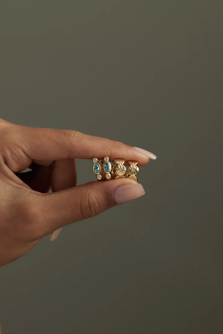 Etoile Gold Earrings
