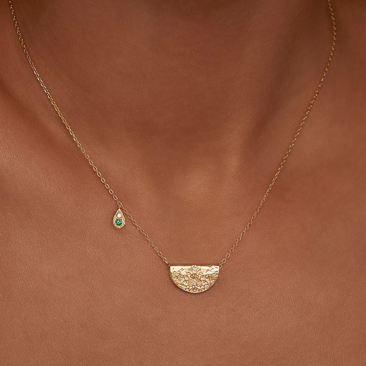 GOLD LOTUS BIRTHSTONE NECKLACE - MAY