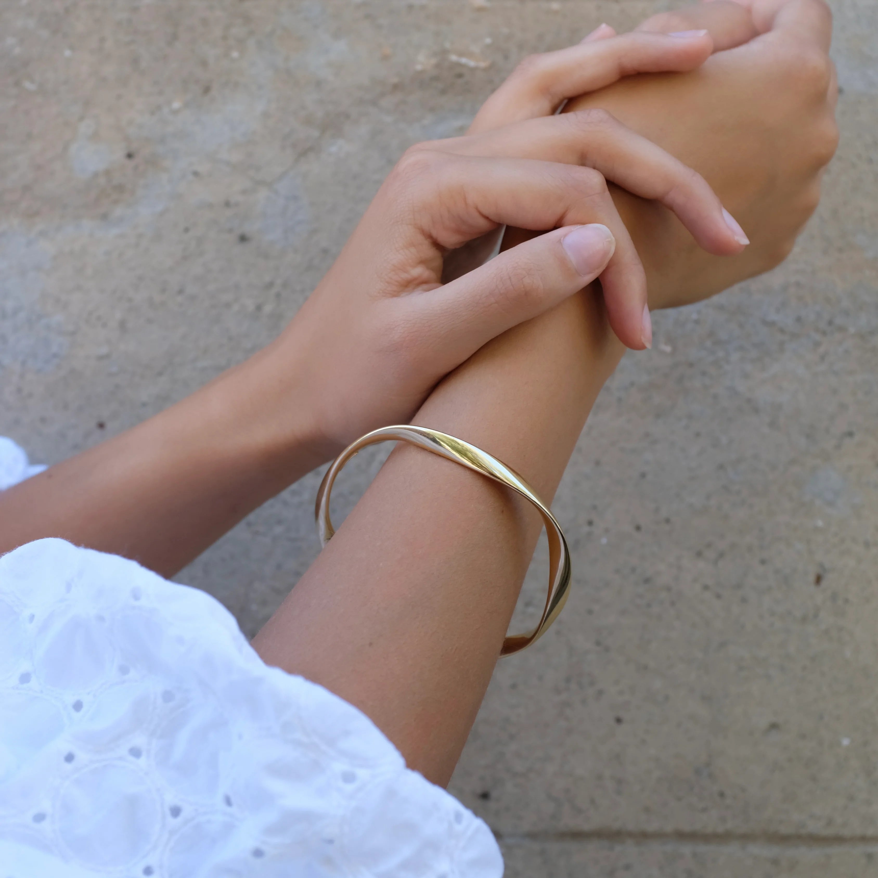 LARGE GARDEN OF EDEN BANGLE (YELLOW GOLD PLATED)