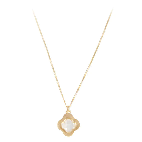 MOTHER OF PEARL CLOVER NECKLACE