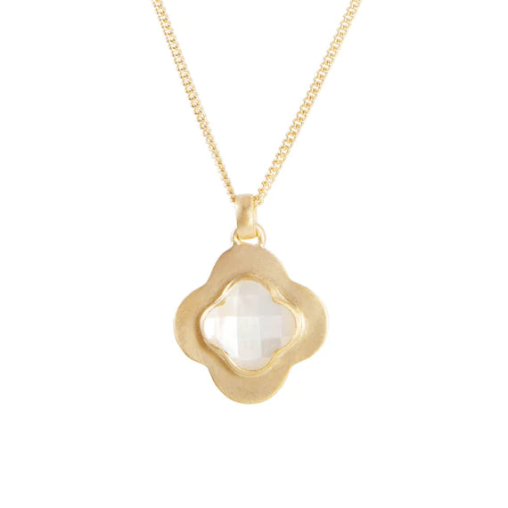 MOTHER OF PEARL CLOVER NECKLACE