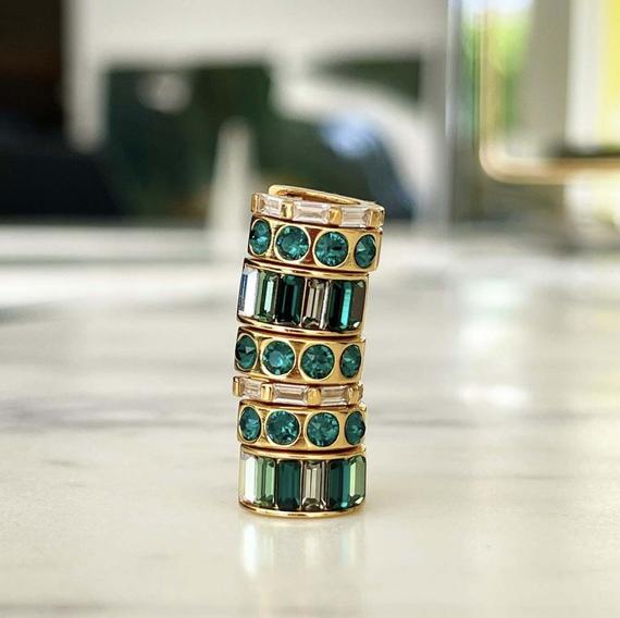 GREEN OMBRE CRYSTAL HUGGIES - GOLD